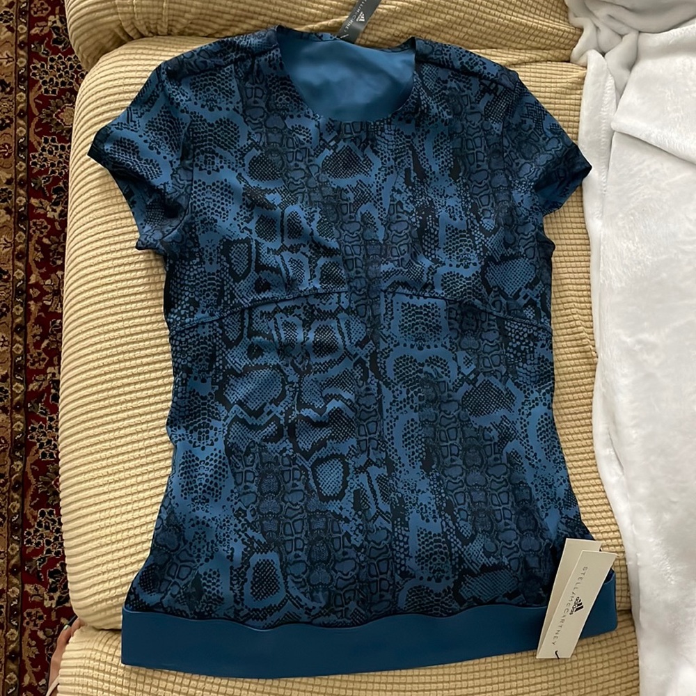 Brand New top